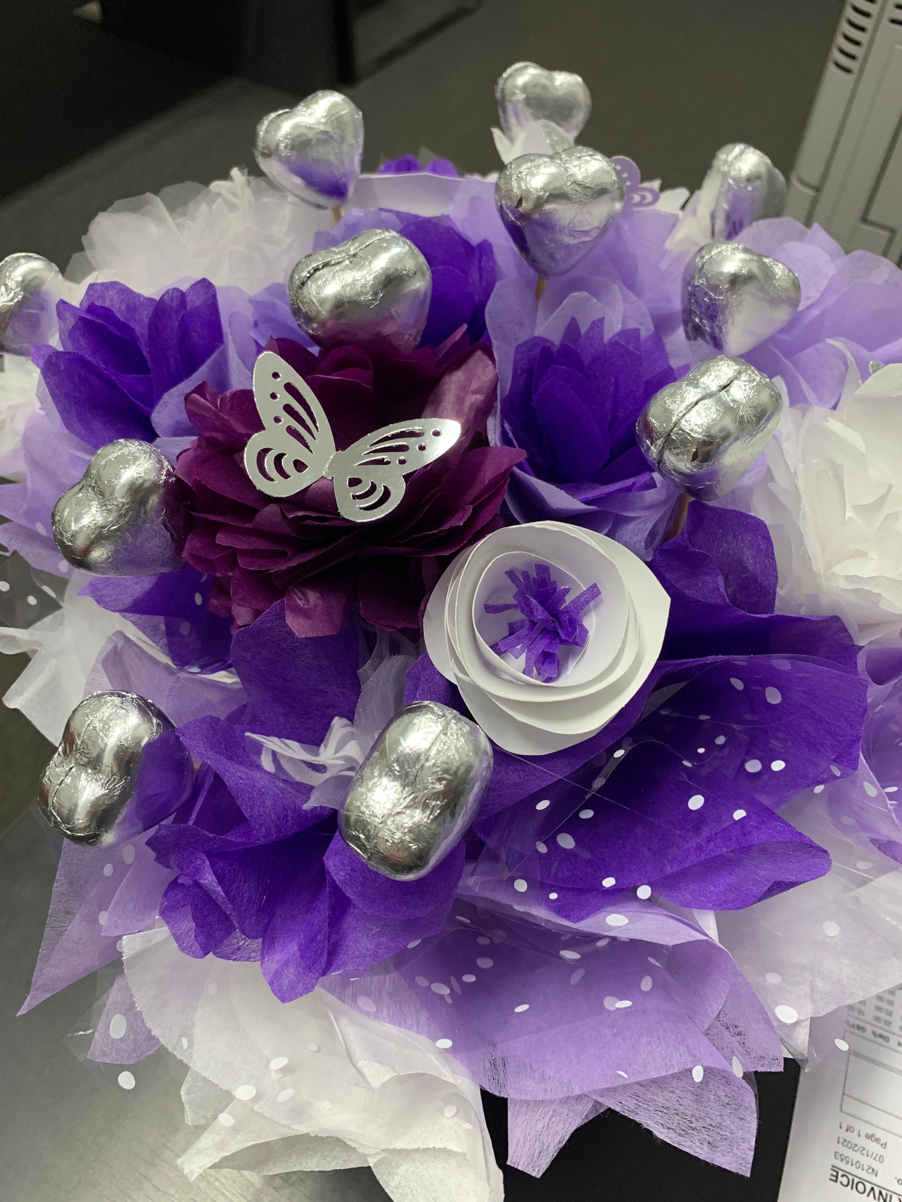 Flower Boxes with 12 pcs choc.